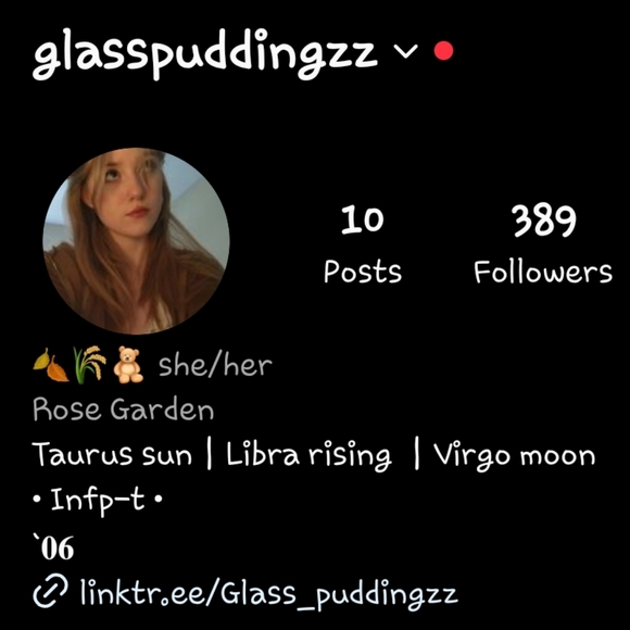 Meet your Posher, Jacquelyn - Picture 2 of 2